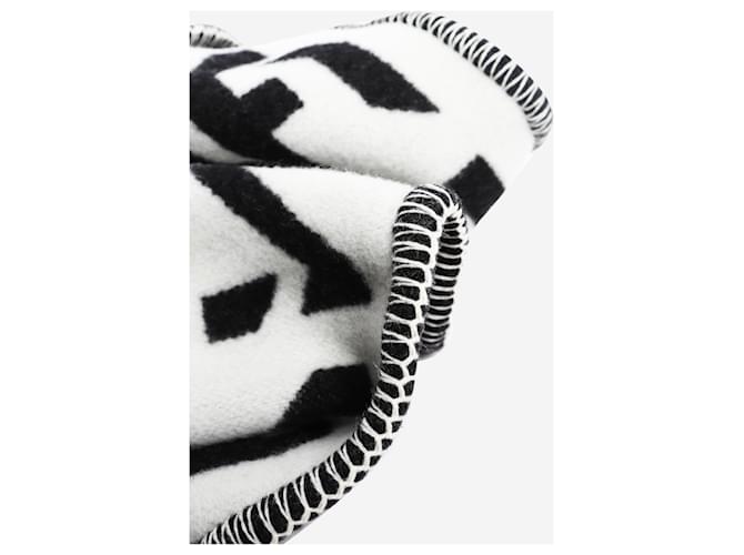 Autre Marque Black Alphabeta blanket - view 3