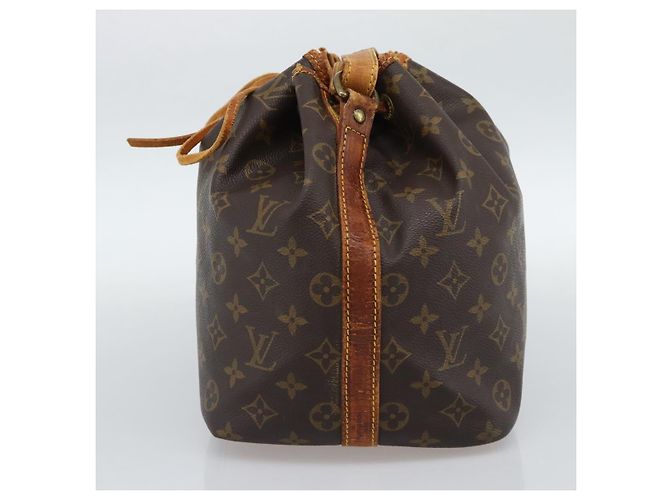 LOUIS VUITTON Monogram Petit Noe Shoulder Bag M42226 LV - vista 4