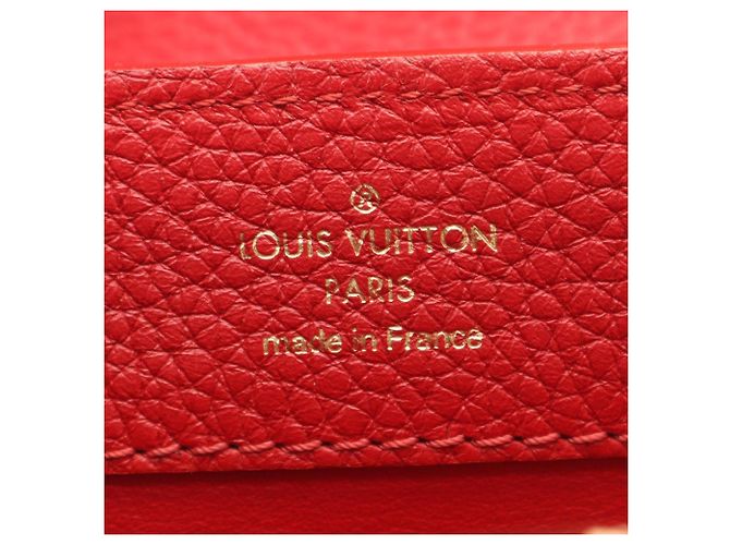 Borsa a mano 2-Way Louis Vuitton Capucines Mini Rosso - vista 4