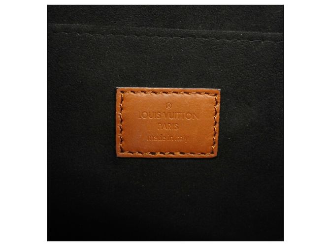 Borsa a tracolla Louis Vuitton Monogram Reverse Dauphine MM Marrone - vista 5