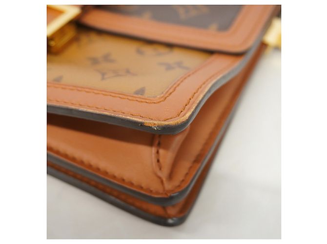 Borsa a tracolla Louis Vuitton Monogram Reverse Dauphine MM Marrone - vista 6