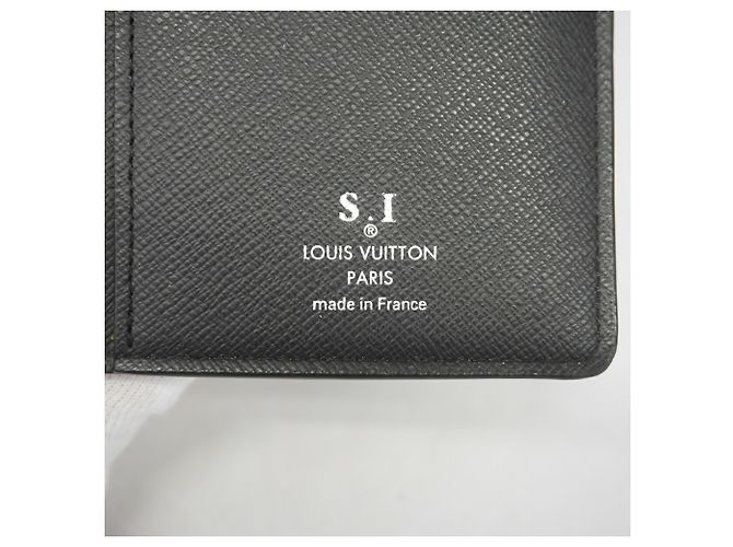 Louis Vuitton Taiga Portefeuille Brazza Long Wallet Nero - vista 4