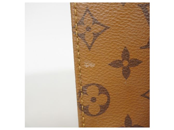Borsa Tote Louis Vuitton Monogram Giant Reverse OnTheGo GM Marrone - vista 9