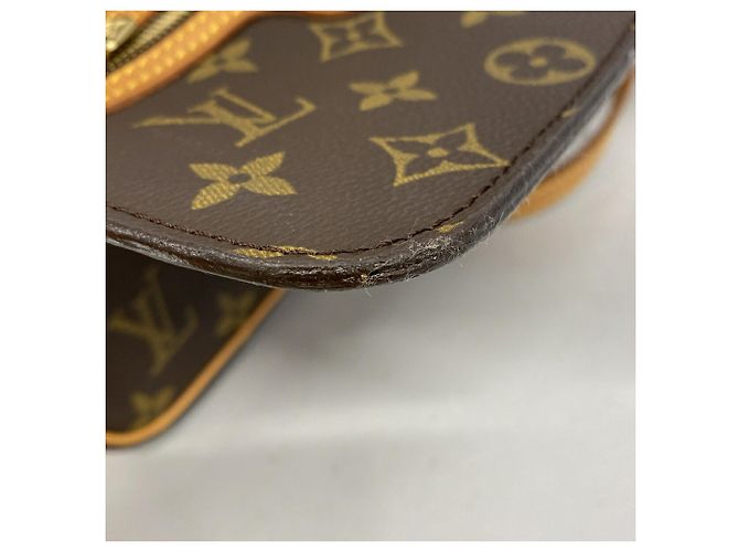 Borsa a tracolla Louis Vuitton Monogram Saint Germain 24 Marrone - vista 6
