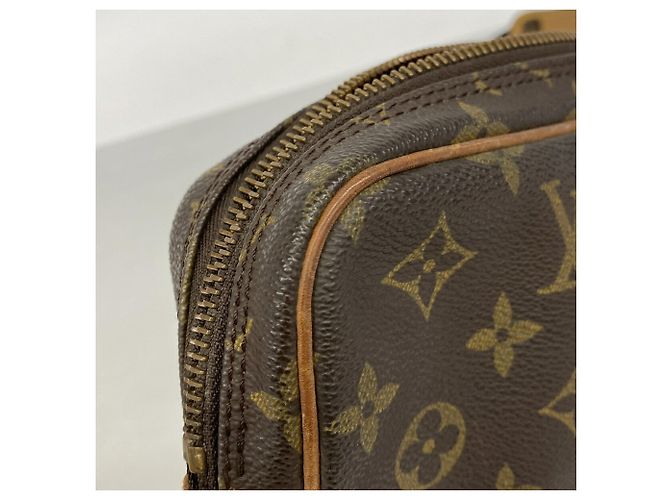 Borsa a tracolla Louis Vuitton Monogram Pochette Marly Bandoulière Marrone - vista 9
