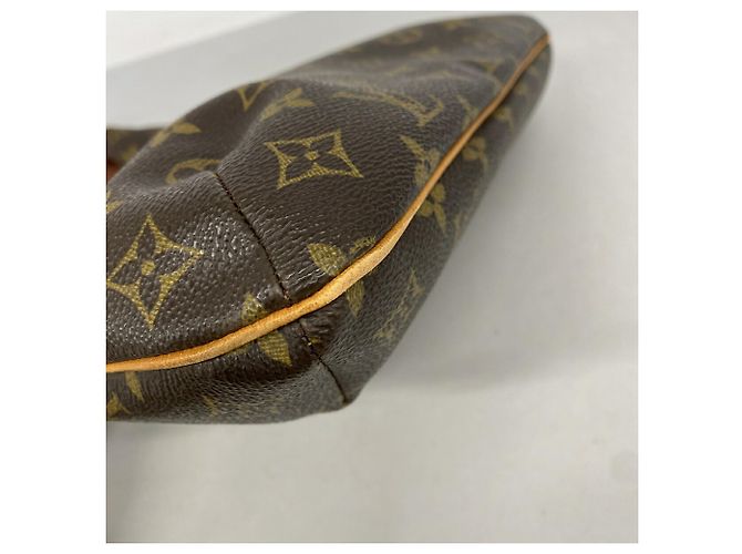 Borsa a tracolla Louis Vuitton Monogram Musette Marrone - vista 6
