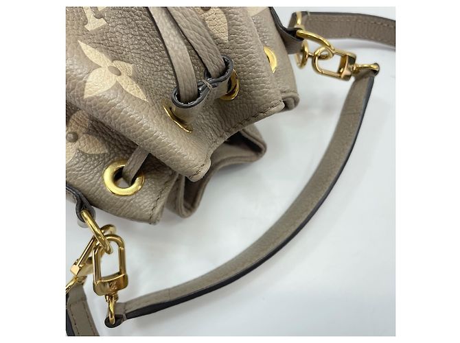 Louis Vuitton Nano Noe Schultertasche Beige - Ansicht 10