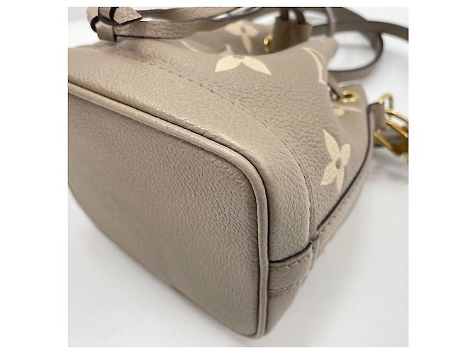 Louis Vuitton Nano Noe Schultertasche Beige - Ansicht 8