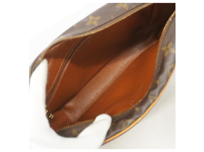 Borsa a tracolla Louis Vuitton Monogram Trocadero 27 Marrone - vista 4
