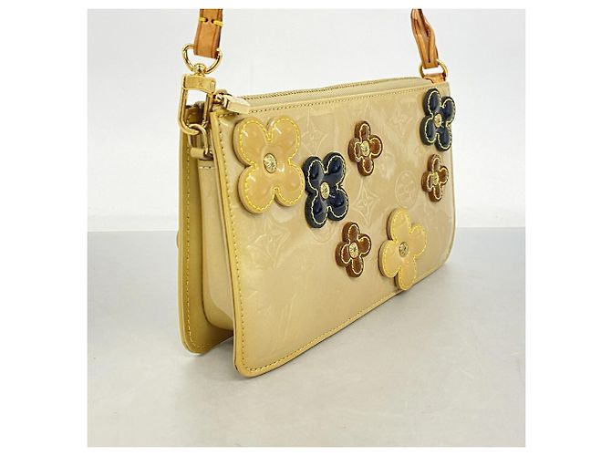 Pouch Louis Vuitton Vernis Flower Lexington Beige - vista 2