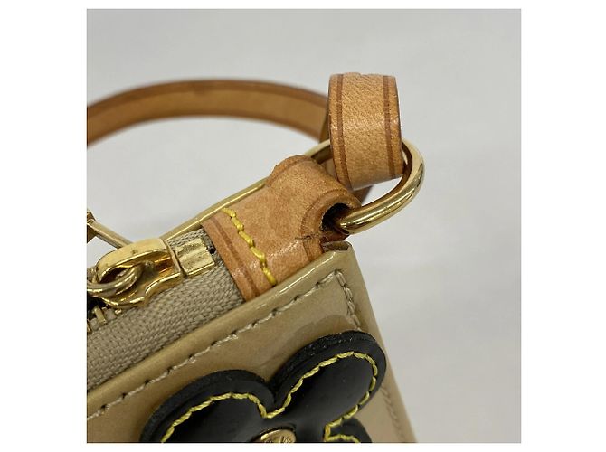 Pouch Louis Vuitton Vernis Flower Lexington Beige - vista 6