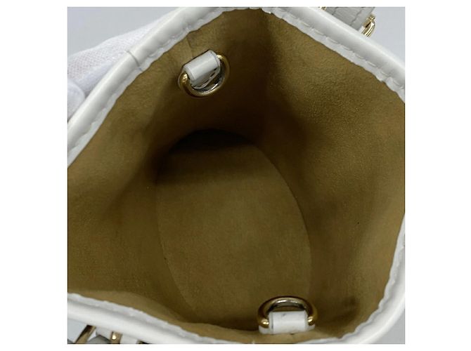 Borsa Louis Vuitton Monogram Nano Bucket Marrone Bianco - vista 4
