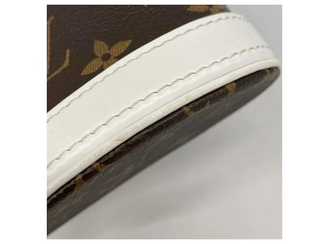 Borsa Louis Vuitton Monogram Nano Bucket Marrone Bianco - vista 7