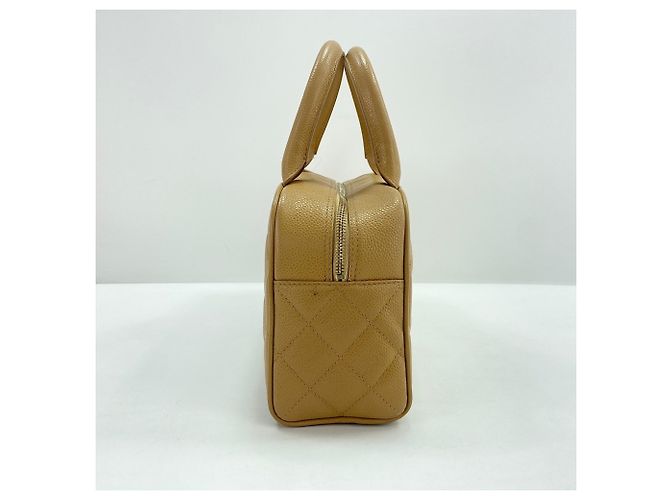 Mini borsa CHANEL Matelassé in Beige - vista 3