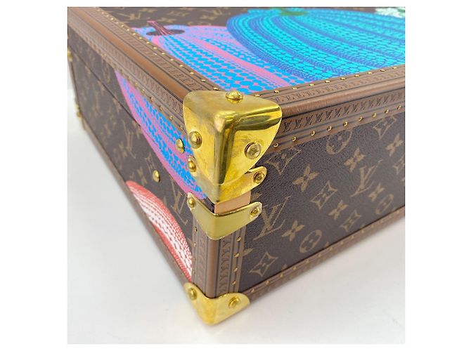 Borsa Boston Louis Vuitton Cotoville 40 in marrone - vista 8
