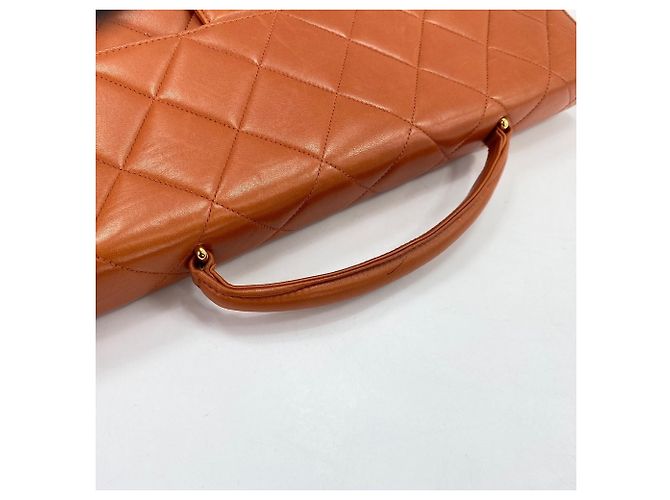 Borsa Chanel Matelassé in Arancione - vista 10