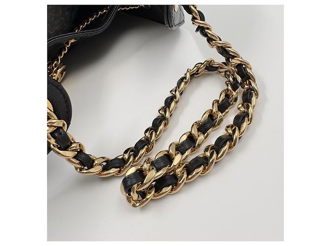 Borsa a mano piccola CHANEL Matelassé in nero - vista 10