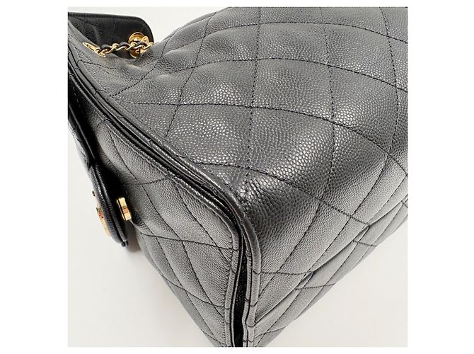 Borsa a mano piccola CHANEL Matelassé in nero - vista 8