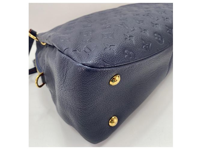 Sac à main Louis Vuitton Pontu PM en Navy Bleu Marine - vue 6