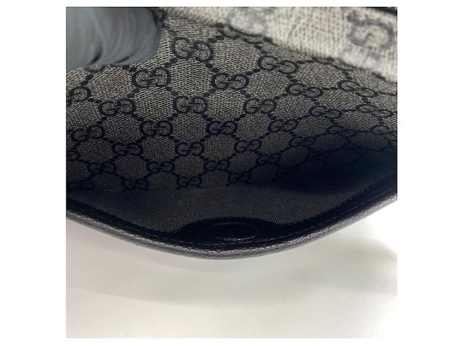 Borsa a tracolla Gucci GG Supreme in grigio Marrone - vista 11