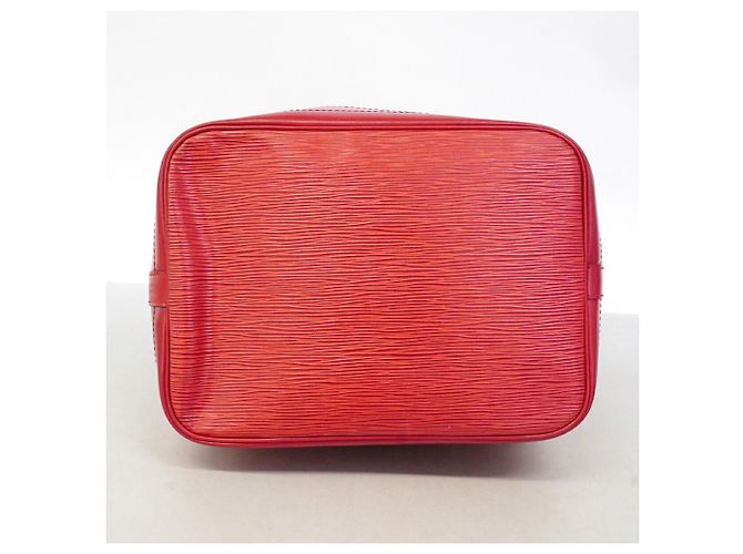 Borsa a tracolla Louis Vuitton Epi Noe Rosso - vista 3