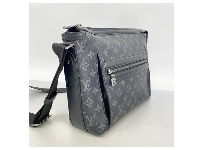Borsa a tracolla Louis Vuitton Odyssée PM Monogram Eclipse Nero - vista 2