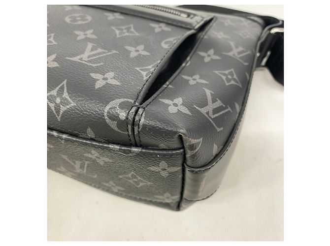Borsa a tracolla Louis Vuitton Odyssée PM Monogram Eclipse Nero - vista 7