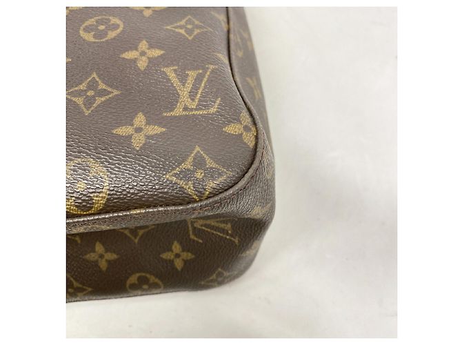Borsa a tracolla Louis Vuitton Monogram Looping GM Marrone - vista 10