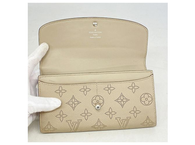Louis Vuitton Mahina Portefeuille Iris Long Wallet - vista 8