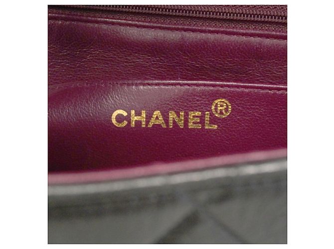 Borsa a tracolla Chanel Large Matelassé Nero - vista 5