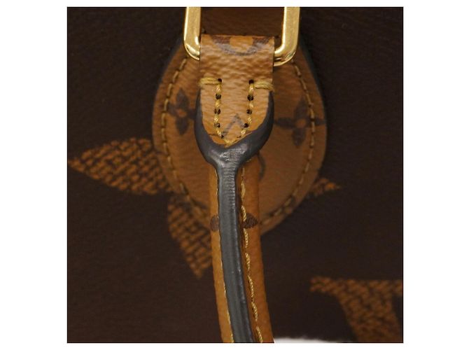 Borsa Tote Louis Vuitton Monogram Giant Reverse OnTheGo MM Marrone - vista 7