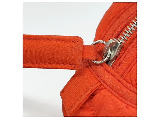 Borsa a tracolla Chanel in nylon trapuntato rosso Bubble - vista 12