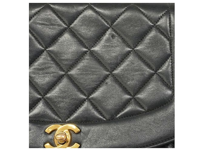 Borsa a tracolla Chanel Diana Chain Nero - vista 12