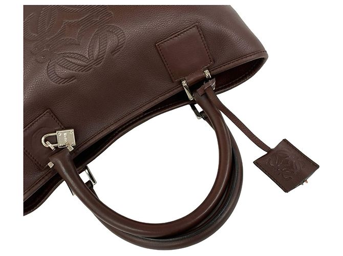 Loewe Fusta Handtasche aus Leder mit eingraviertem Anagram-Logo Braun - Ansicht 4