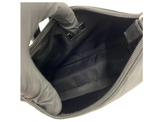 Mini bolsa pouch em nylon Tessuto com placa de logo triangular Prada Preto - vista 9