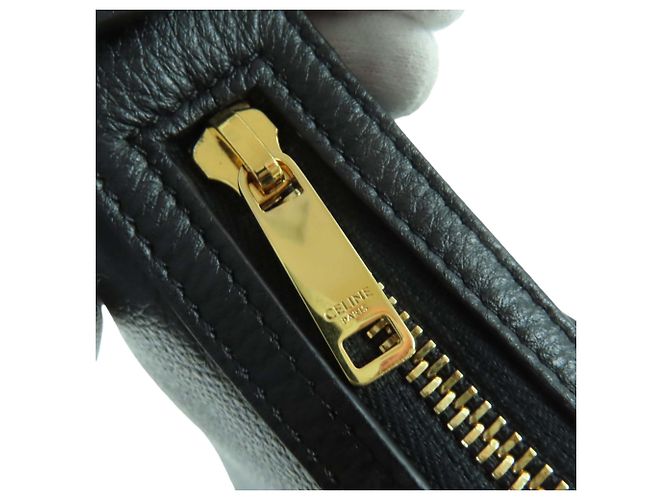 Céline Celine Heloise Crossbody em couro de bezerro granulado macio Small Preto - vista 8