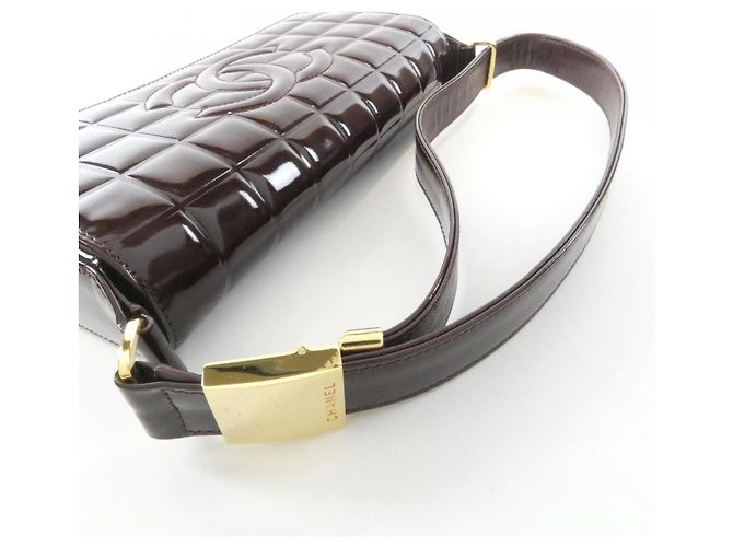 Borsa a tracolla Chanel Chocolate Bar Line 17370 Bordò - vista 4