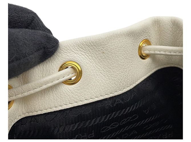 Prada Duet Triangle Lederhandtasche Weiß - Ansicht 10