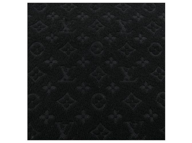 Cachecol Louis Vuitton Monogram Classic Preto - vista 3