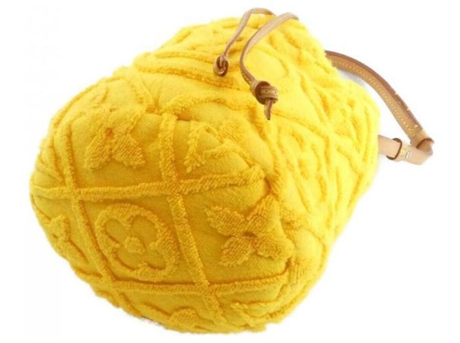 Borsa a secchiello Louis Vuitton LV by the Pool Bucket Vacation Arancione - vista 3