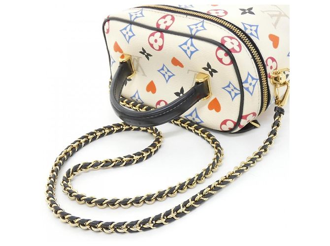 Borsa da mano porta trucchi Louis Vuitton GameOn Monogram Bianco - vista 9