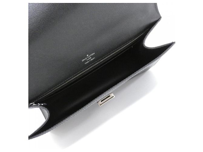 Borsa a pochette Louis Vuitton Taiga Selenga Grigio - vista 7
