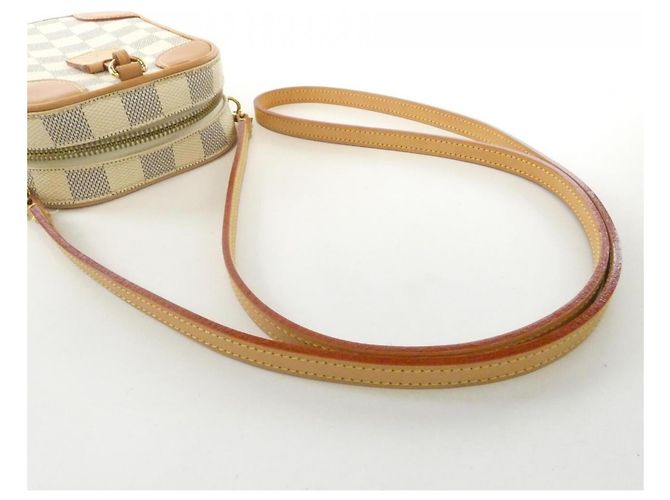 Borsa a tracolla Louis Vuitton Damier Azur Neo Capie Blu - vista 4