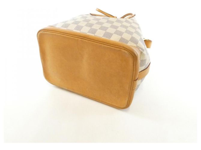 Borsa a tracolla Louis Vuitton Damier Azur Noe BB Blu - vista 3