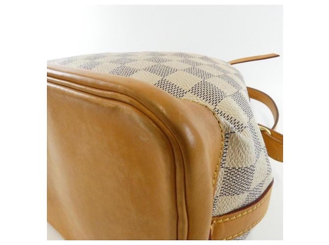 Borsa a tracolla Louis Vuitton Damier Azur Noe BB Blu - vista 4