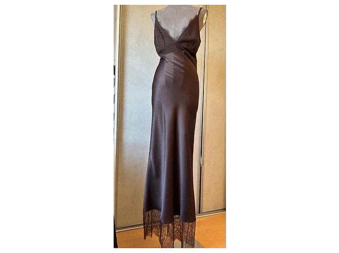Christian Dior Boutique Paris Abito Maxi in Seta e Pizzo Marrone scuro - vista 13