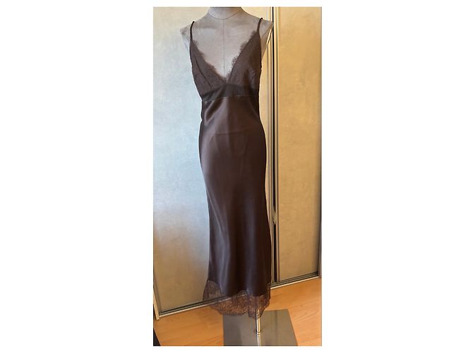 Christian Dior Boutique Paris Abito Maxi in Seta e Pizzo Marrone scuro - vista 5