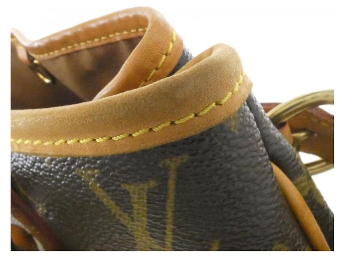 Borsa a tracolla Louis Vuitton Monogram Batignolles Vertical Marrone - vista 3
