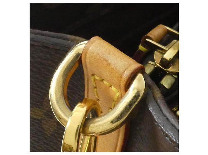Borsa Louis Vuitton Monogram Montaigne BB Marrone - vista 4