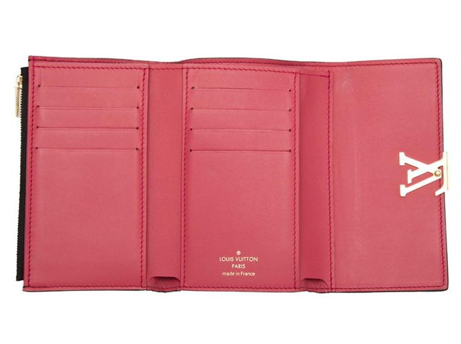 Louis Vuitton Portefeuille Capucines Compact Tri-fold Wallet Nero - vista 4